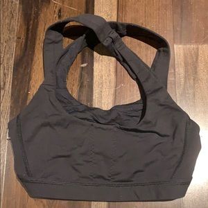 Black lululemon sports bra